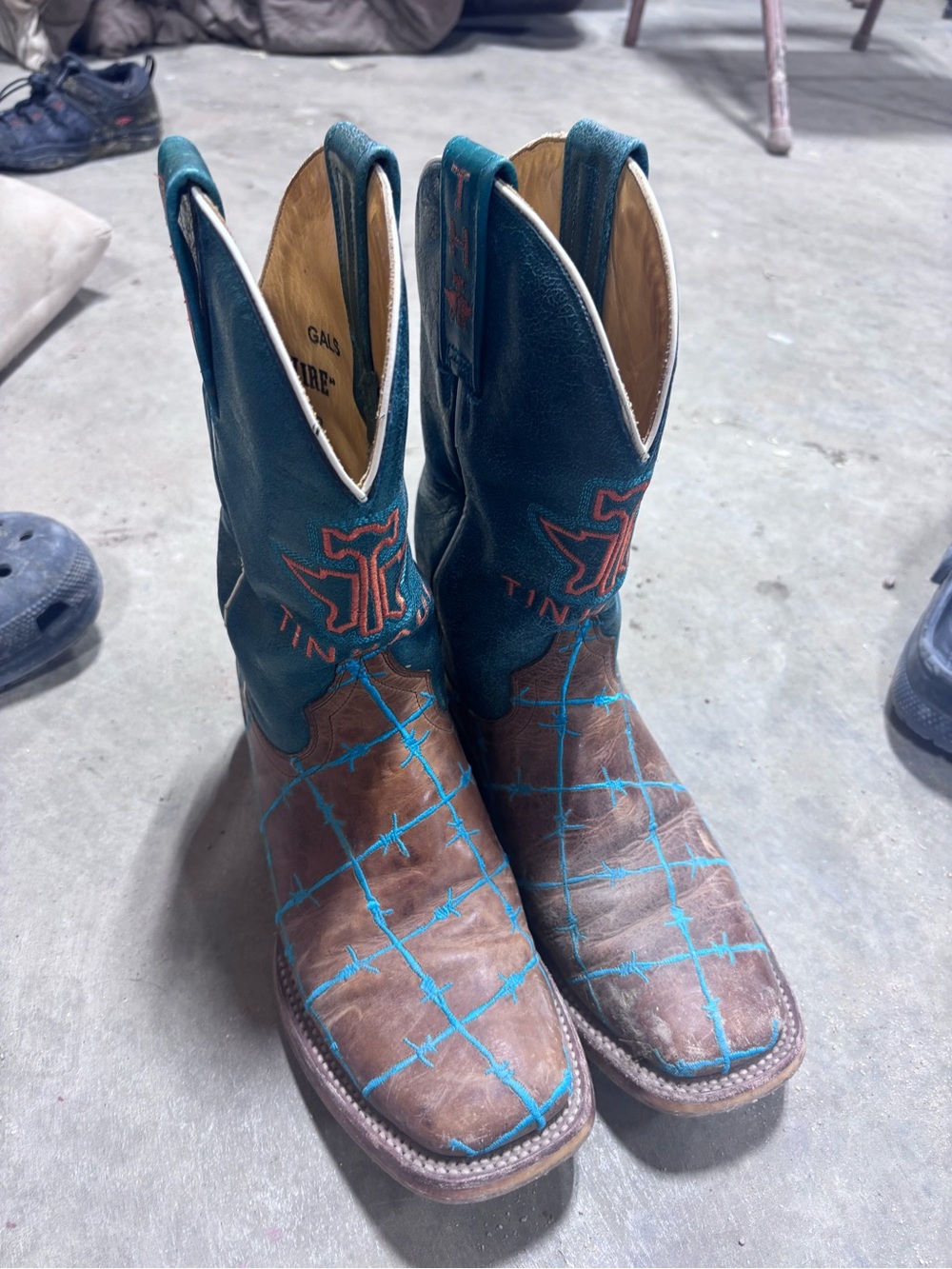 Tin Haul Brown and Teal Women's Western Boots size 7.5